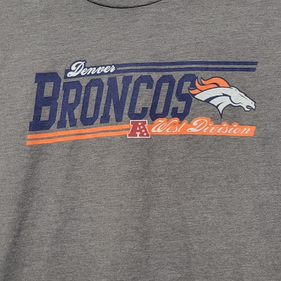 NFL Team Apparel Women's Denver Broncos Large - Picture 2 of 4
